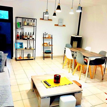Grand Et Bel Appartement Lavelanet Bagian luar foto
